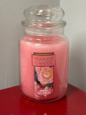 Yankee Candle Fresh Cut Roses Scent 22oz Large Jar Single Wick New